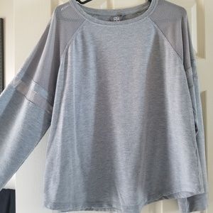 2x Daisy Fuentes Long Sleeve Shirt